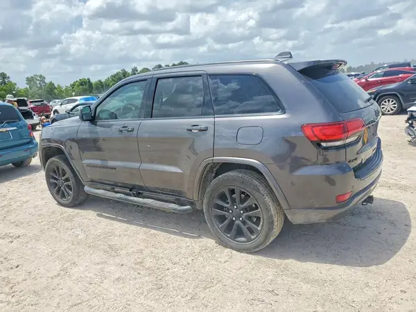 1C4RJFAG1JC152775 2018 JEEP GRAND CHEROKEE - Image 2