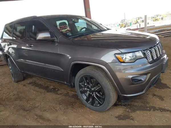 1C4RJFAG1JC190670 2018 JEEP GRAND CHEROKEE - Image 1