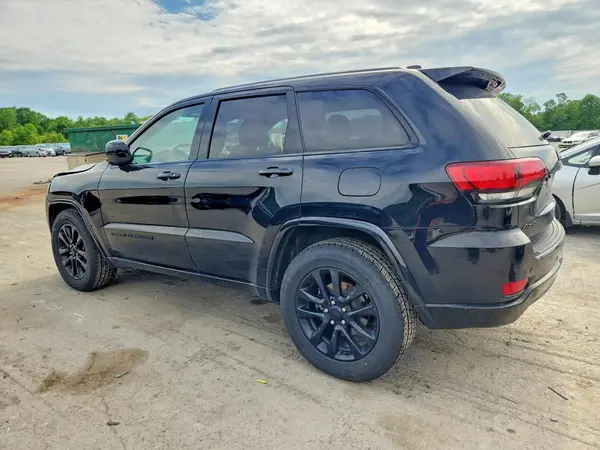 1C4RJFAG1JC206673 2018 JEEP GRAND CHEROKEE - Image 2