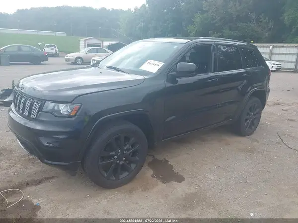 1C4RJFAG1JC264704 2018 JEEP GRAND CHEROKEE - Image 2