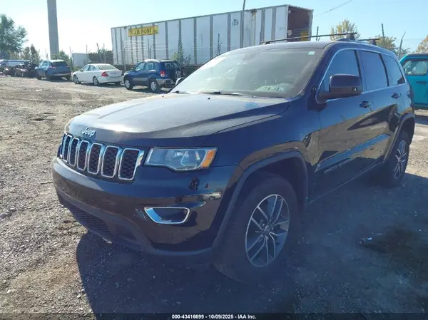 1C4RJFAG1JC333715 2018 JEEP GRAND CHEROKEE - Image 2