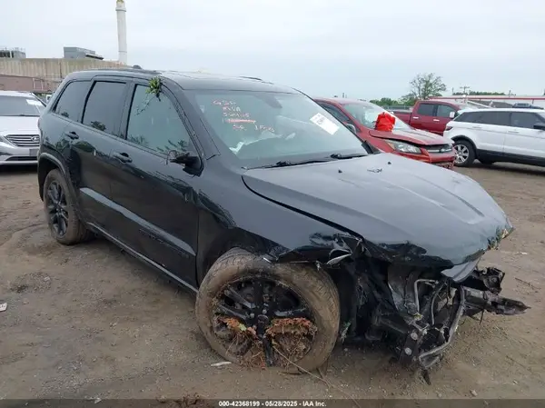 1C4RJFAG1JC387466 2018 JEEP GRAND CHEROKEE - Image 1