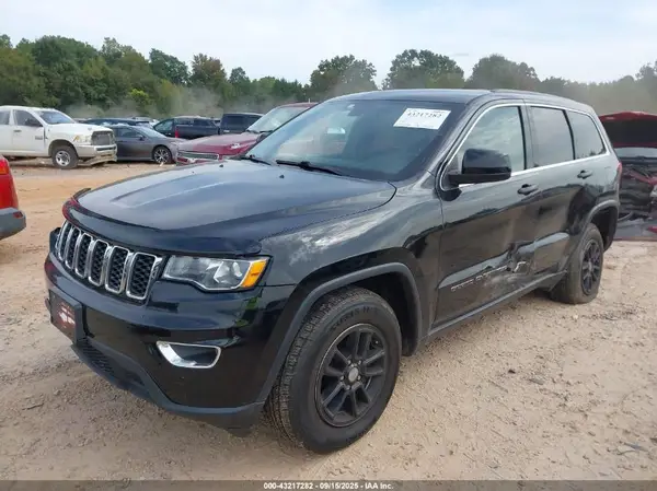 1C4RJFAG1JC387807 2018 JEEP GRAND CHEROKEE - Image 2