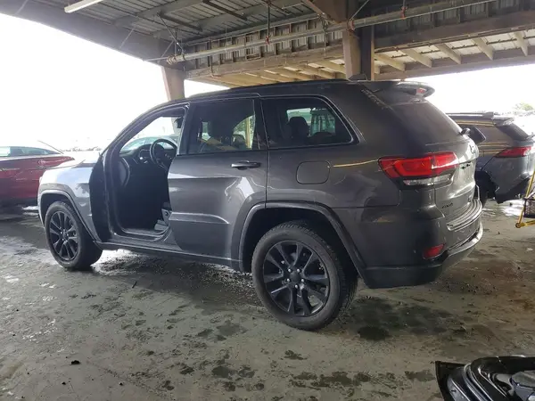 1C4RJFAG1JC396989 2018 JEEP GRAND CHEROKEE - Image 2