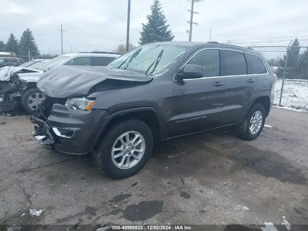 1C4RJFAG1JC423348 2018 JEEP GRAND CHEROKEE - Image 2