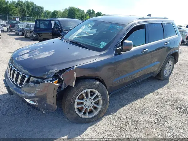 1C4RJFAG1JC432096 2018 JEEP GRAND CHEROKEE - Image 2