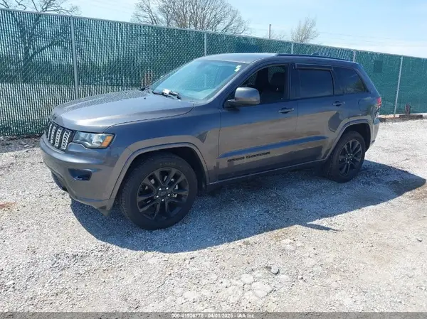 1C4RJFAG1JC458035 2018 JEEP GRAND CHEROKEE - Image 2