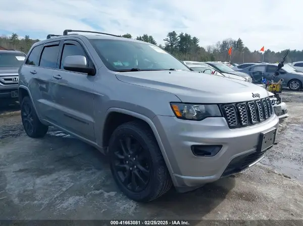 1C4RJFAG1JC487082 2018 JEEP GRAND CHEROKEE - Image 1