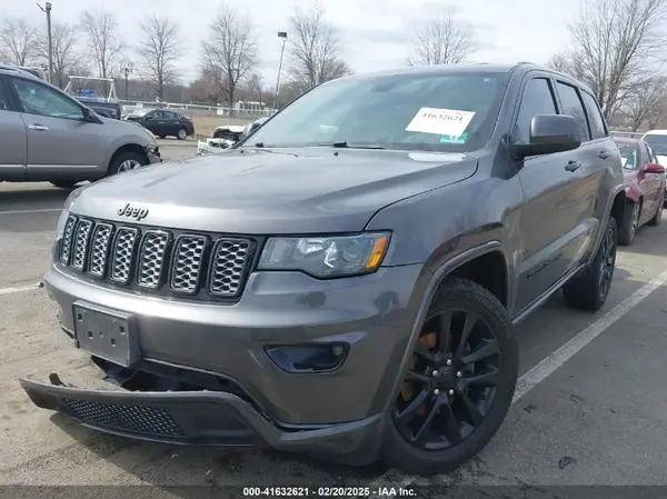 1C4RJFAG1JC487132 2018 JEEP GRAND CHEROKEE - Image 2