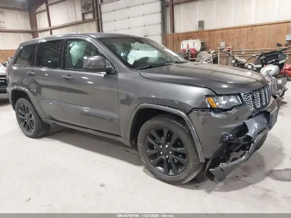 1C4RJFAG1JC487227 2018 JEEP GRAND CHEROKEE - Image 1
