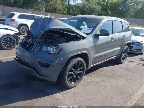 1C4RJFAG1KC668040 2019 JEEP GRAND CHEROKEE - Image 2