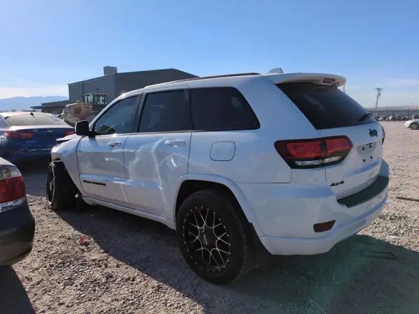 1C4RJFAG1KC740192 2019 JEEP GRAND CHEROKEE - Image 2