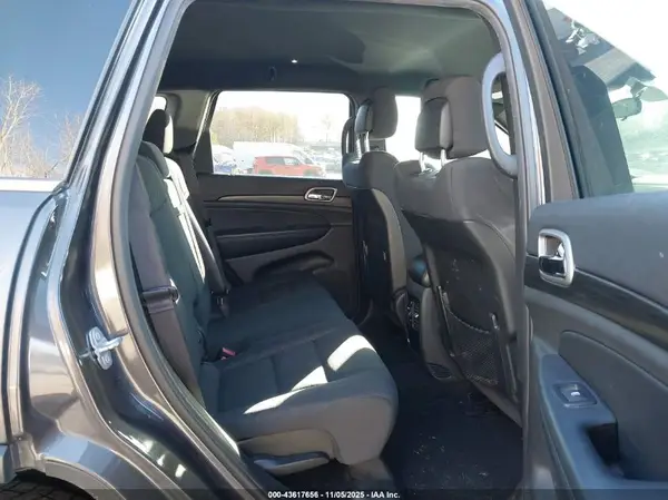 1C4RJFAG1KC749491 2019 JEEP GRAND CHEROKEE - Image 8
