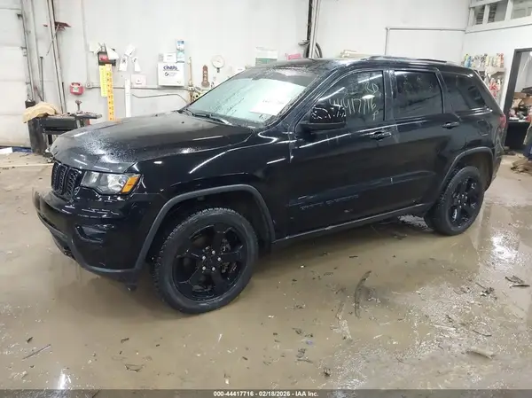 1C4RJFAG1LC104860 2020 JEEP GRAND CHEROKEE - Image 2