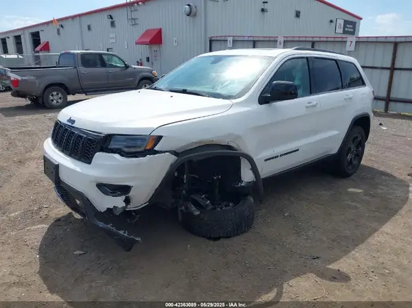 1C4RJFAG1LC137387 2020 JEEP GRAND CHEROKEE - Image 2