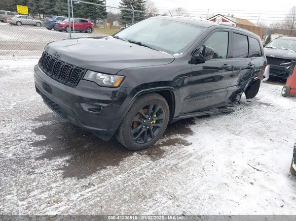 1C4RJFAG1LC225243 2020 JEEP GRAND CHEROKEE - Image 2