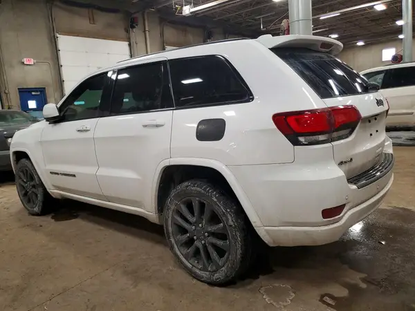 1C4RJFAG1LC241779 2020 JEEP GRAND CHEROKEE - Image 2