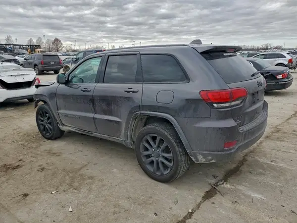 1C4RJFAG1LC267217 2020 JEEP GRAND CHEROKEE - Image 2