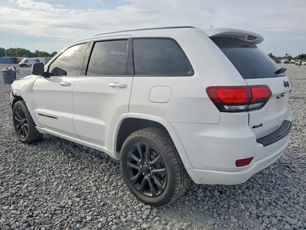 1C4RJFAG1LC379242 2020 JEEP GRAND CHEROKEE - Image 2