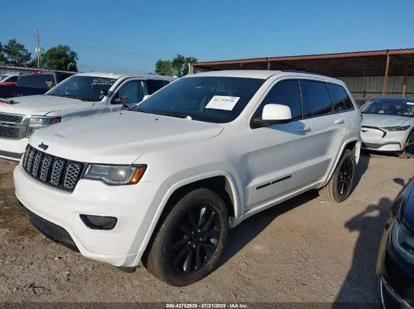 1C4RJFAG1LC388331 2020 JEEP GRAND CHEROKEE - Image 2