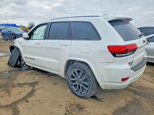 1C4RJFAG1LC401157 2020 JEEP GRAND CHEROKEE - Image 2
