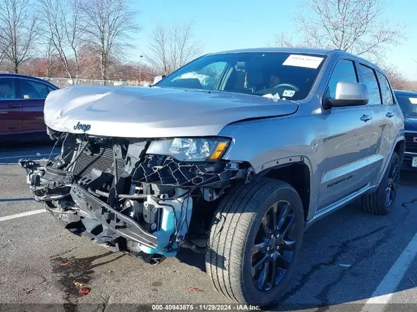 1C4RJFAG1LC415317 2020 JEEP GRAND CHEROKEE - Image 2