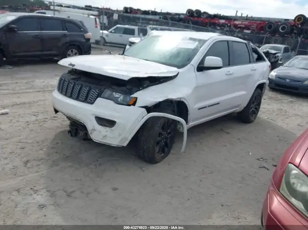 1C4RJFAG1MC652407 2021 JEEP GRAND CHEROKEE - Image 2