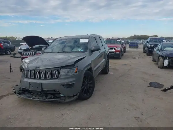 1C4RJFAG1MC678702 2021 JEEP GRAND CHEROKEE - Image 2