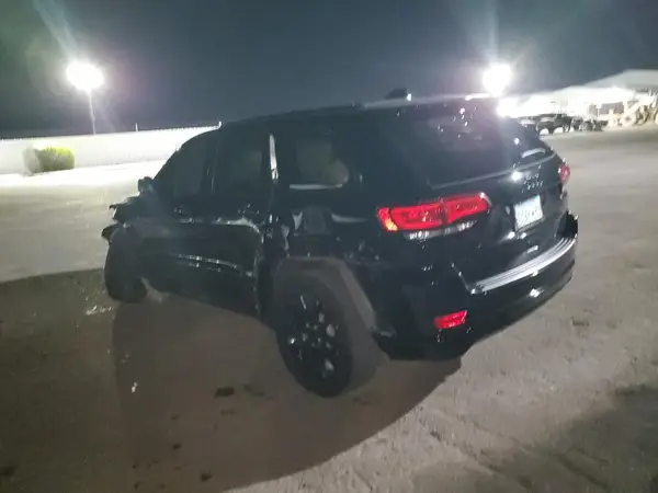 1C4RJFAG1MC802449 2021 JEEP GRAND CHEROKEE - Image 2