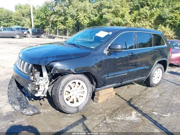 1C4RJFAG1NC142611 2022 JEEP GRAND CHEROKEE - Image 2