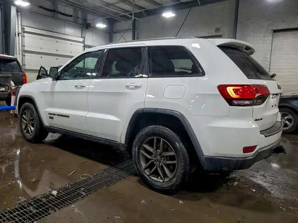 1C4RJFAG2GC367395 2016 JEEP GRAND CHEROKEE - Image 2
