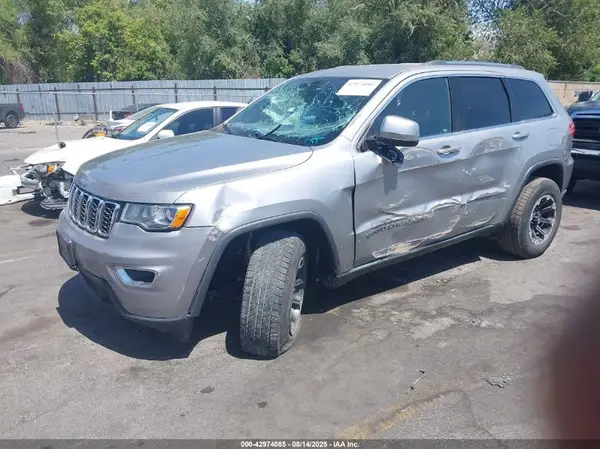 1C4RJFAG2HC609801 2017 JEEP GRAND CHEROKEE - Image 2