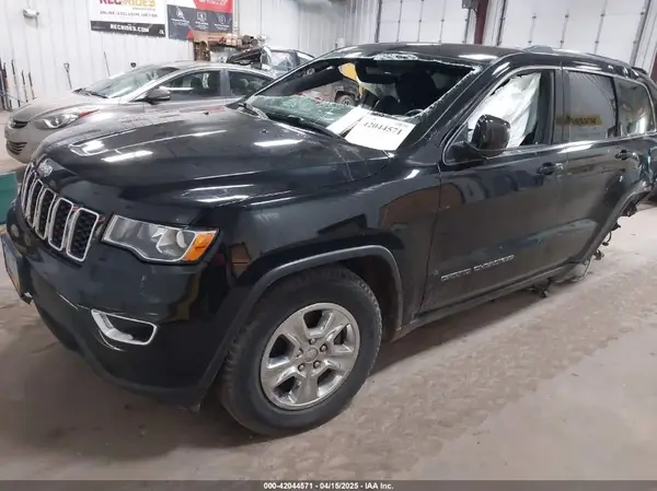 1C4RJFAG2HC625111 2017 JEEP GRAND CHEROKEE - Image 2