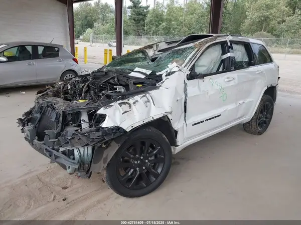 1C4RJFAG2HC704911 2017 JEEP GRAND CHEROKEE - Image 2
