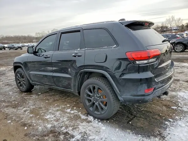 1C4RJFAG2HC734104 2017 JEEP GRAND CHEROKEE - Image 2