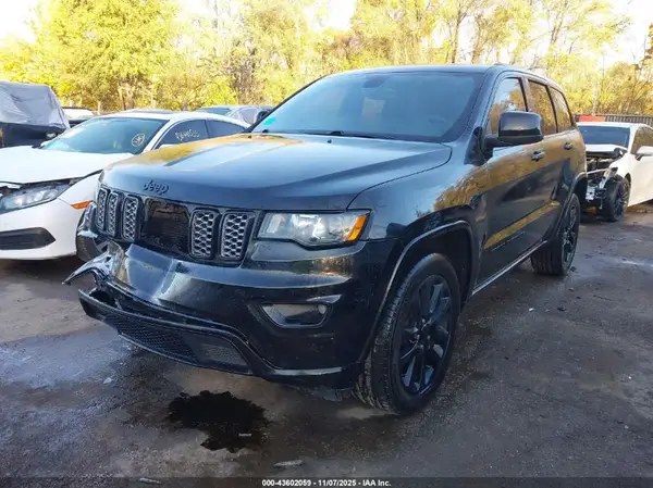 1C4RJFAG2HC783657 2017 JEEP GRAND CHEROKEE - Image 2
