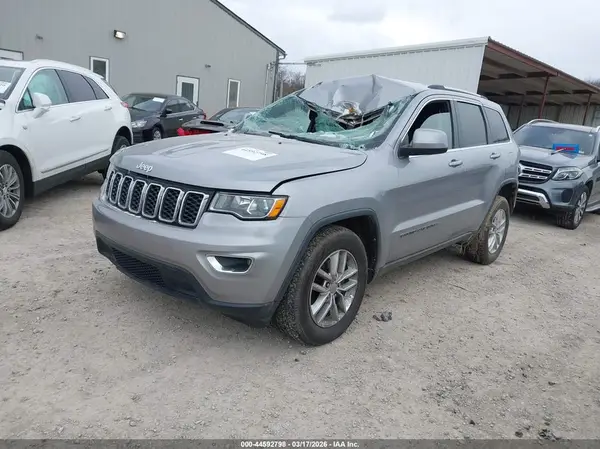 1C4RJFAG2HC864934 2017 JEEP GRAND CHEROKEE - Image 2