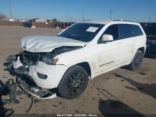 1C4RJFAG2HC876727 2017 JEEP GRAND CHEROKEE - Image 2