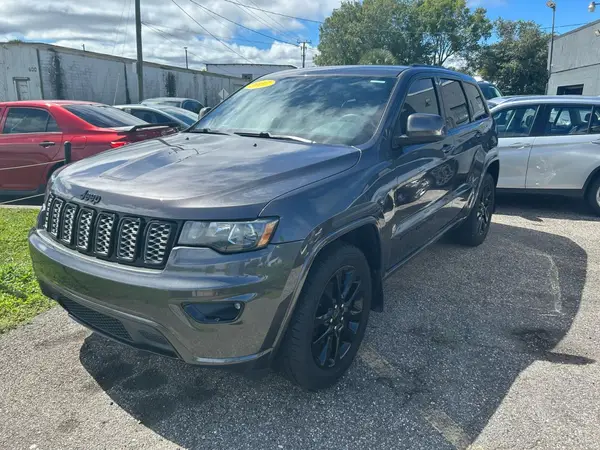 1C4RJFAG2HC905952 2017 JEEP GRAND CHEROKEE - Image 2