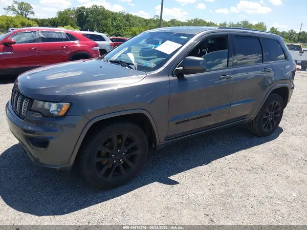 1C4RJFAG2HC909466 2017 JEEP GRAND CHEROKEE - Image 2