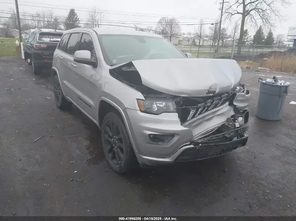 1C4RJFAG2HC927028 2017 JEEP GRAND CHEROKEE - Image 1