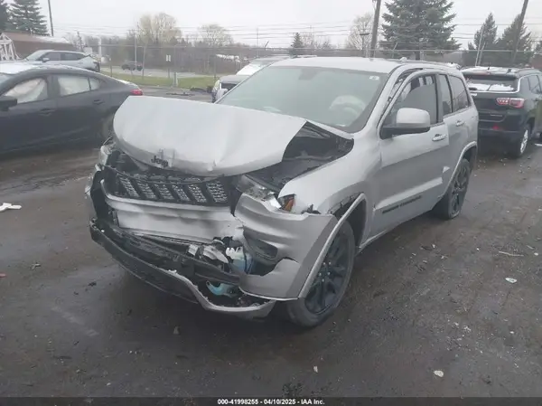 1C4RJFAG2HC927028 2017 JEEP GRAND CHEROKEE - Image 2