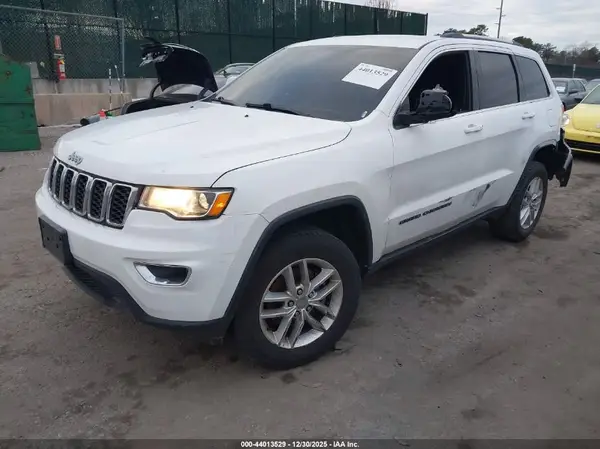 1C4RJFAG2HC954746 2017 JEEP GRAND CHEROKEE - Image 2