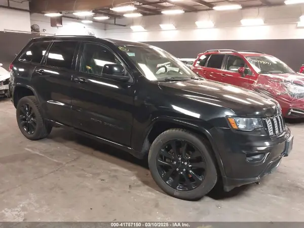 1C4RJFAG2JC124161 2018 JEEP GRAND CHEROKEE - Image 1