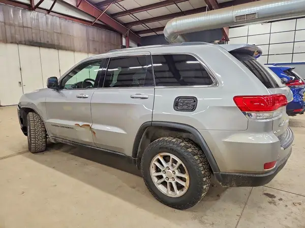 1C4RJFAG2JC156897 2018 JEEP GRAND CHEROKEE - Image 2