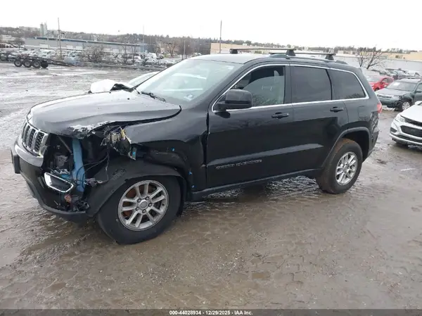 1C4RJFAG2JC185087 2018 JEEP GRAND CHEROKEE - Image 2