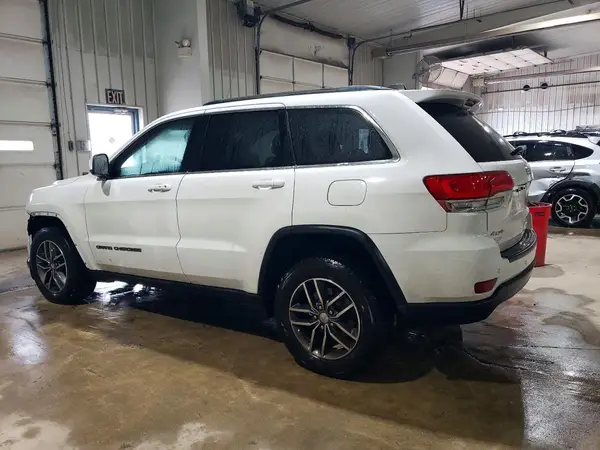 1C4RJFAG2JC197725 2018 JEEP GRAND CHEROKEE - Image 2