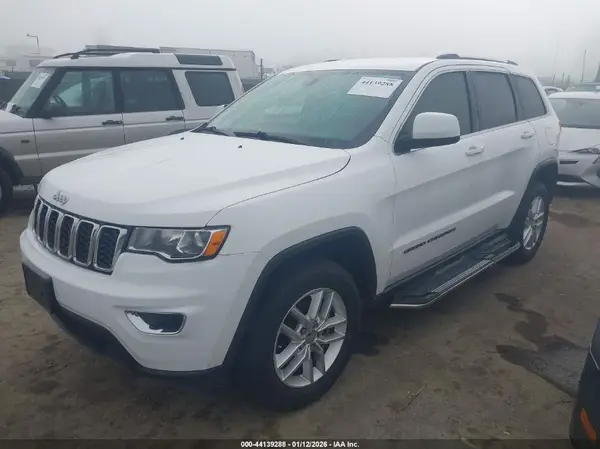 1C4RJFAG2JC199359 2018 JEEP GRAND CHEROKEE - Image 2