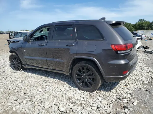 1C4RJFAG2JC266963 2018 JEEP GRAND CHEROKEE - Image 2