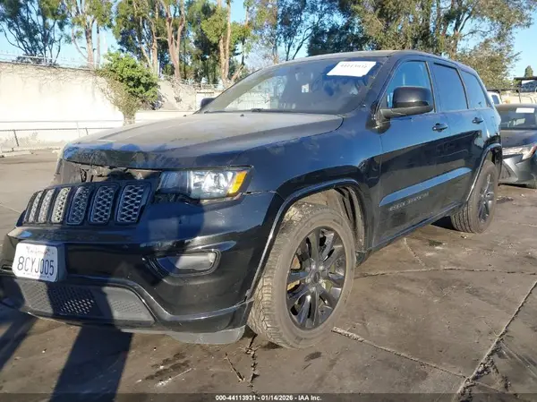 1C4RJFAG2JC358171 2018 JEEP GRAND CHEROKEE - Image 2